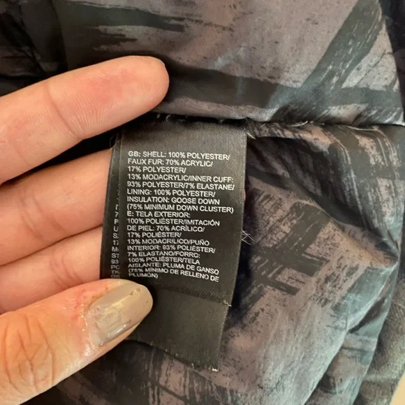 North Face “Arctic II Down Parka” Medium in “Graphite Gray” - Picture 10 of 12